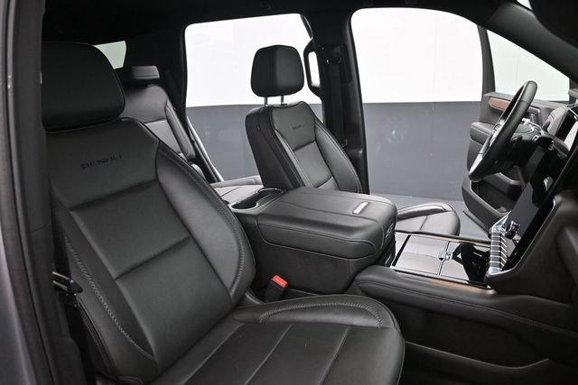 Used 2025 GMC Yukon Denali AWD/4WD image 27
