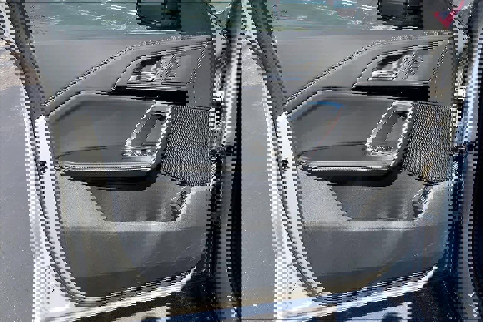 Certified 2025 BMW X1 xDrive28i image 24