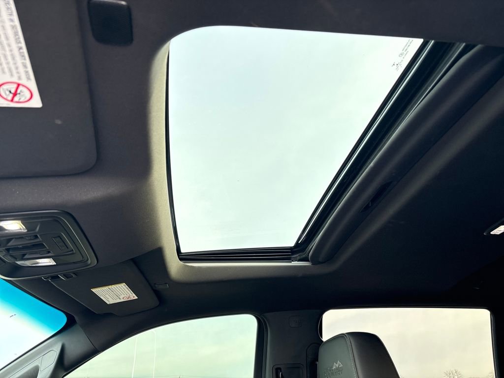 Used 2022 Chevrolet Silverado 3500 High Country w/ Safety Package II image 30