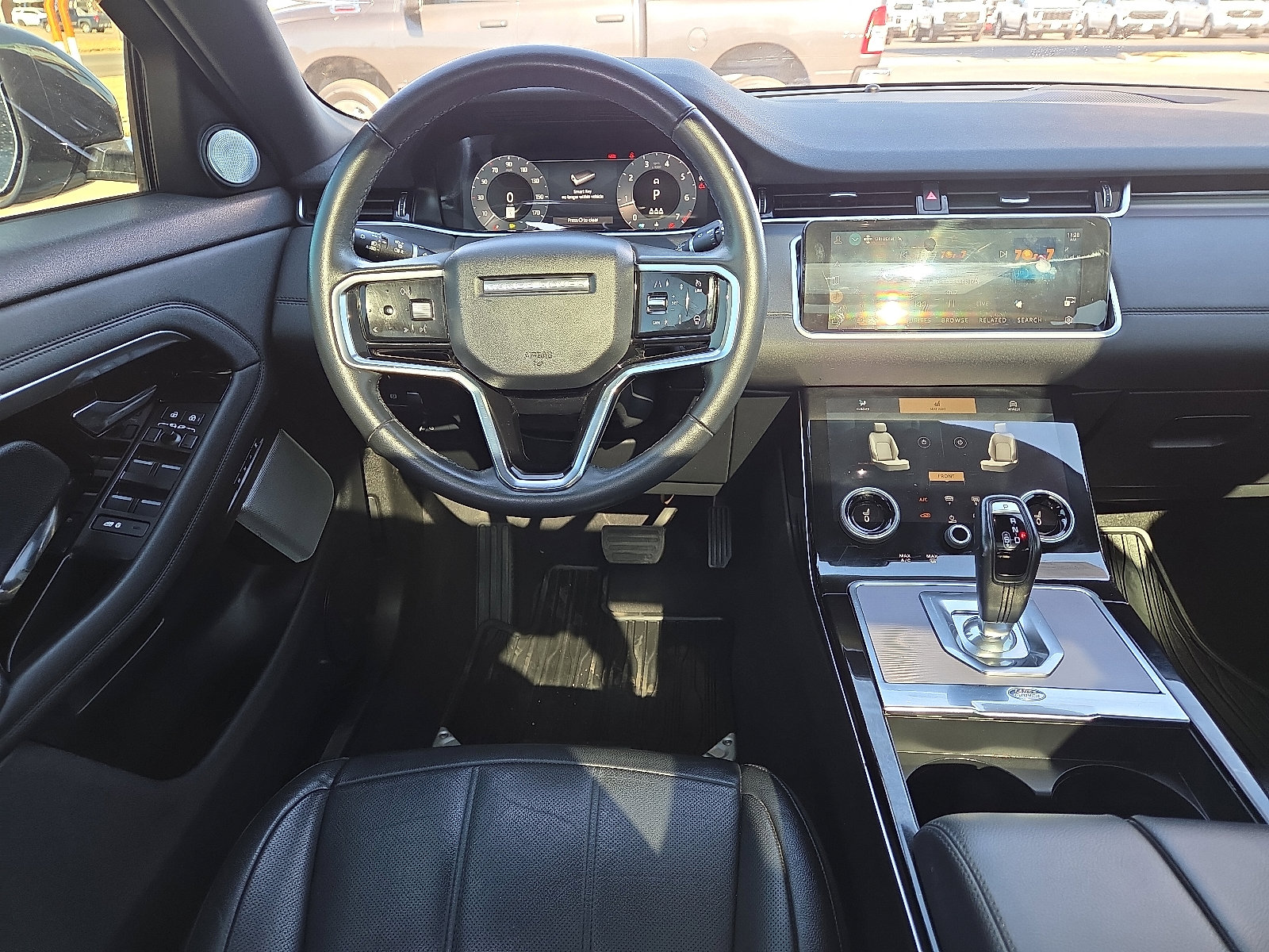 Used 2023 Land Rover Range Rover Evoque SE image 10