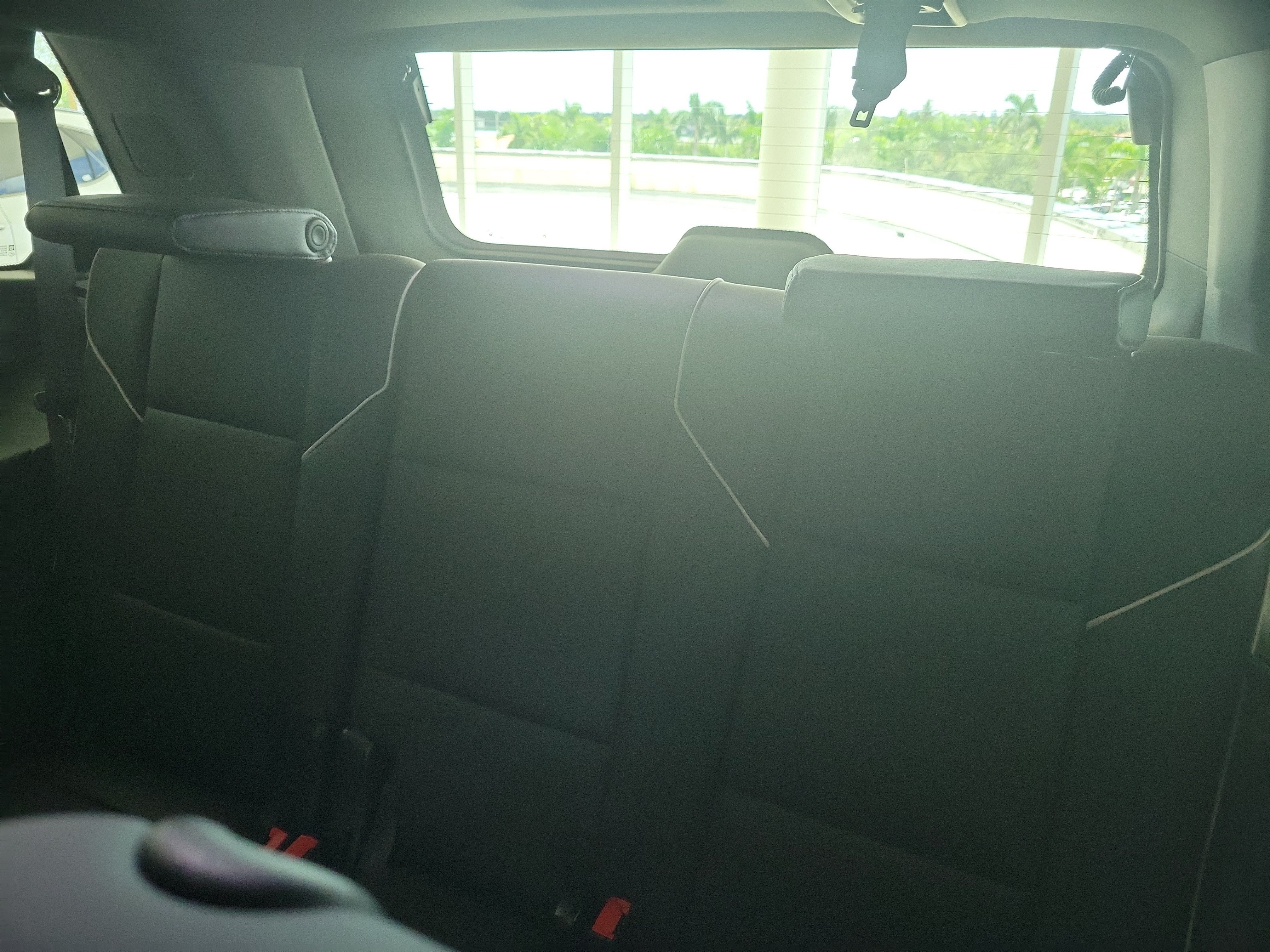 Used 2023 Cadillac Escalade Premium Luxury RWD image 12