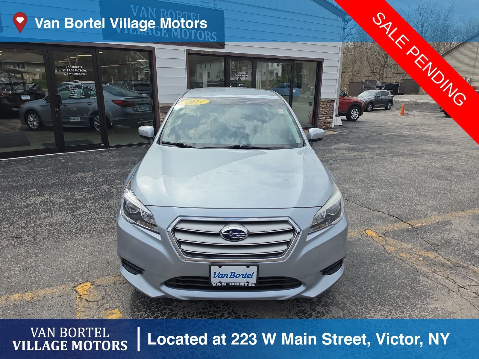 Used 2017 Subaru Legacy 2.5i Premium image 2