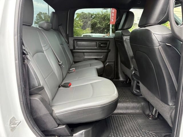 Used 2022 RAM 2500 Tradesman w/ Chrome Appearance Group AWD/4WD image 23