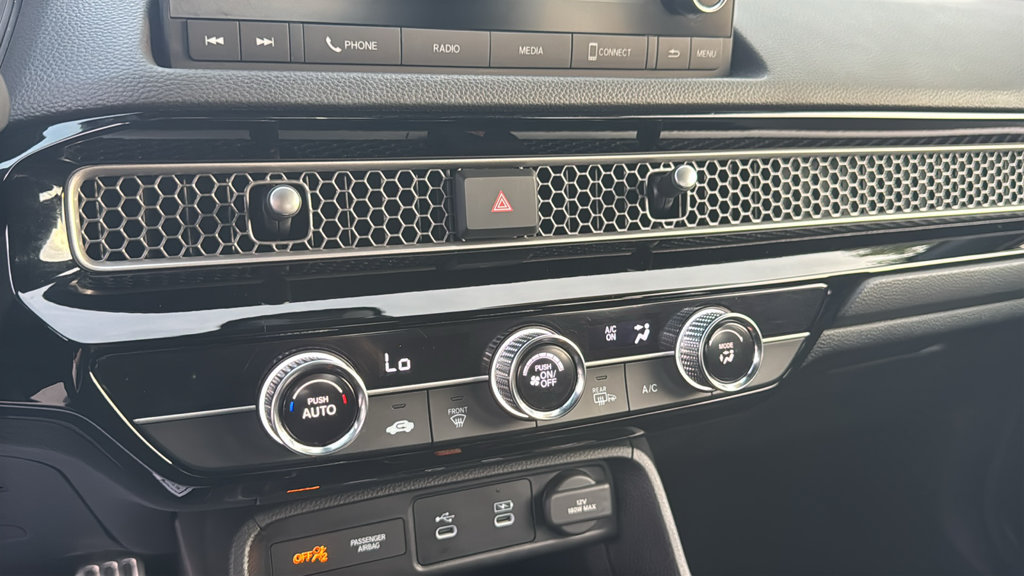 Certified 2025 Honda Civic Sport image 21