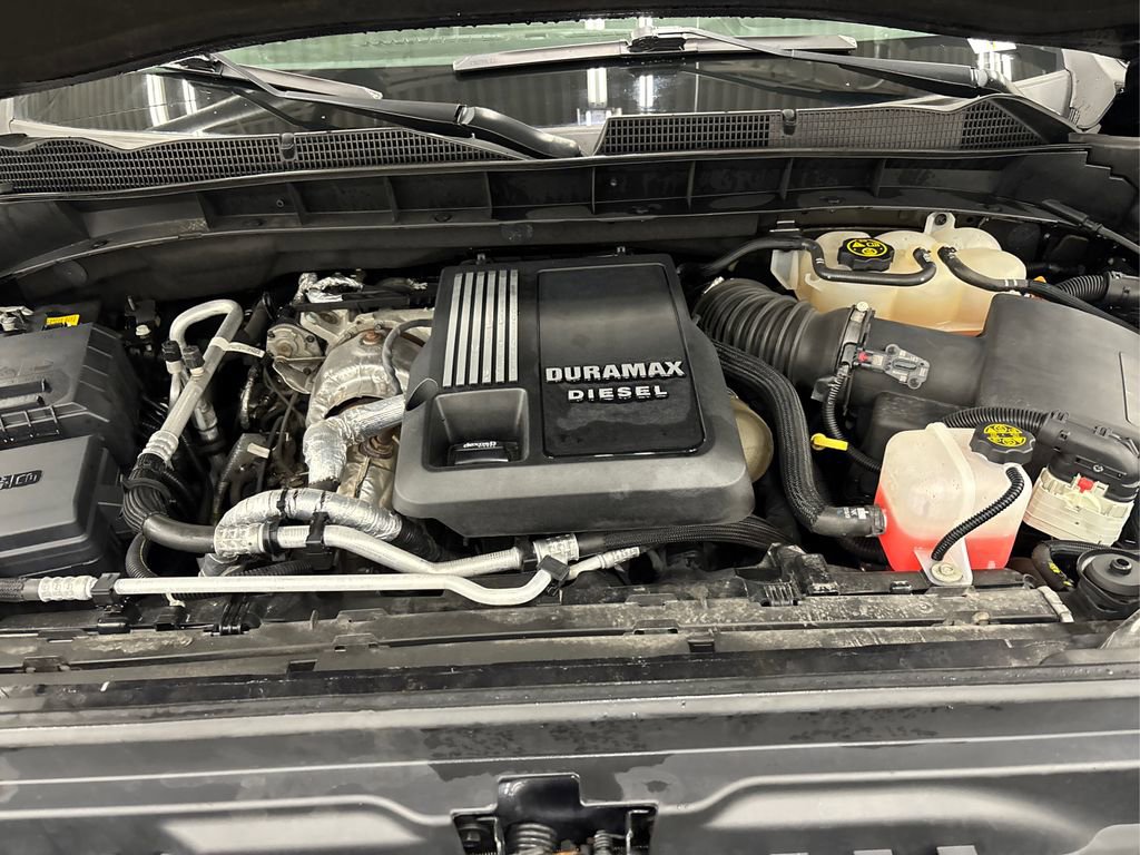 Used 2022 GMC Sierra 1500 Elevation w/ LPO, Elevation Black Package image 12