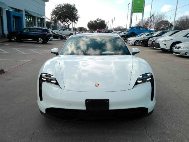 Used 2022 Porsche Taycan image 2