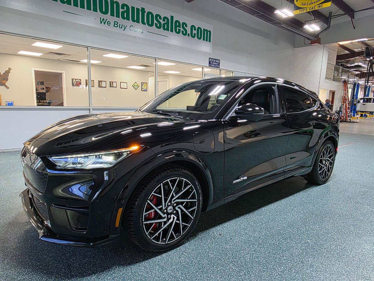 Used 2023 Ford Mustang Mach-E GT w/ GT Performance Edition AWD/4WD image 2