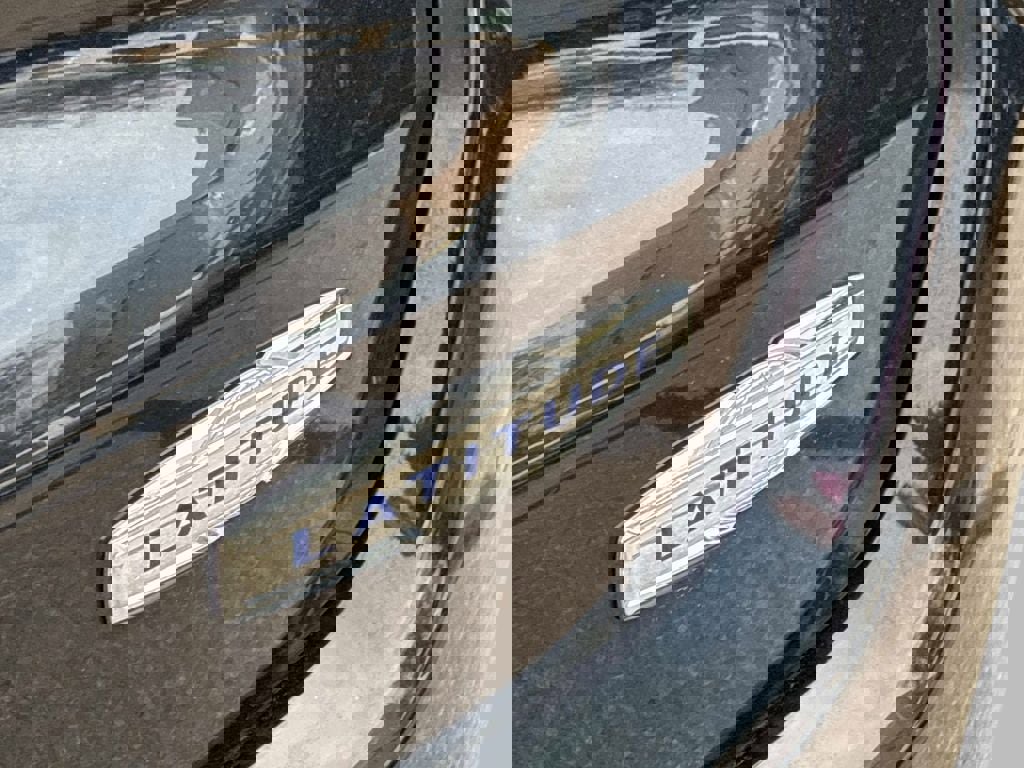 Used 2022 Jeep Compass Latitude image 11