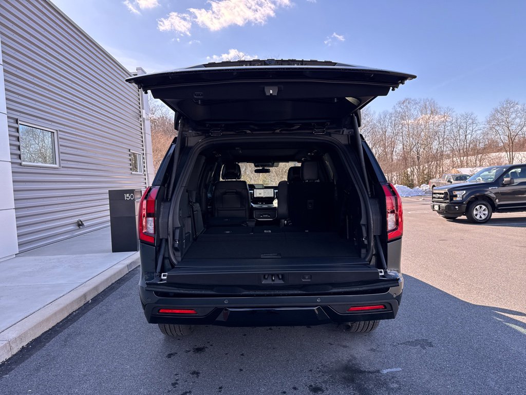 New 2026 Ford Expedition Platinum w/ Stealth Appearance Package AWD/4WD image 8
