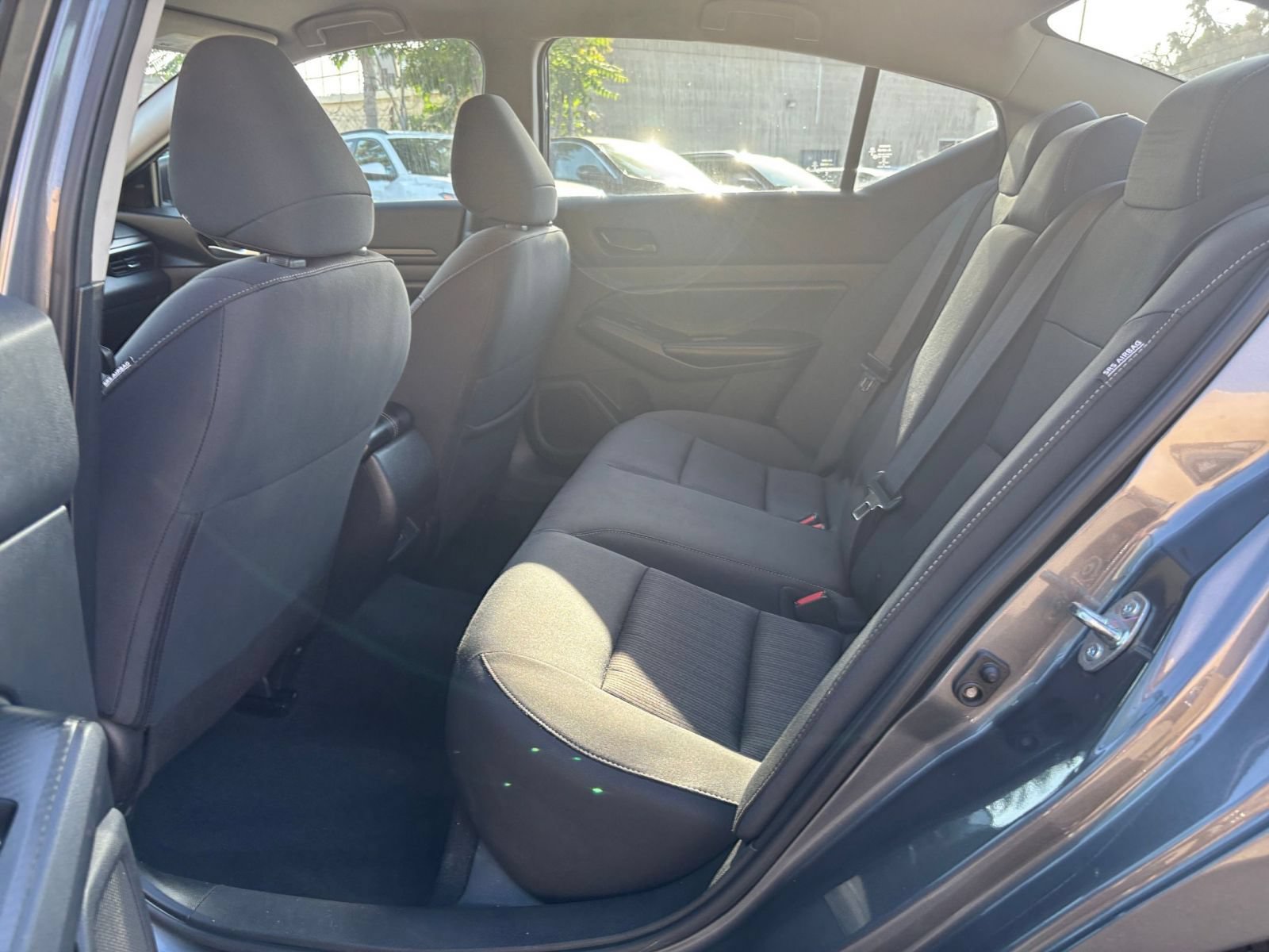 Used 2025 Nissan Altima 2.5 SV FWD image 26