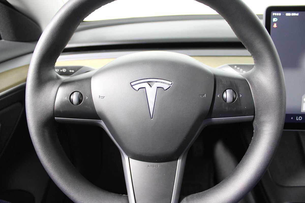 Used 2023 Tesla Model 3 Standard Range RWD image 11