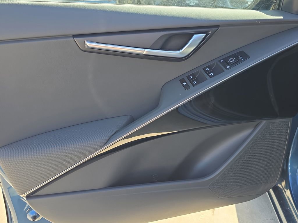 New 2026 Kia Niro Wind image 18