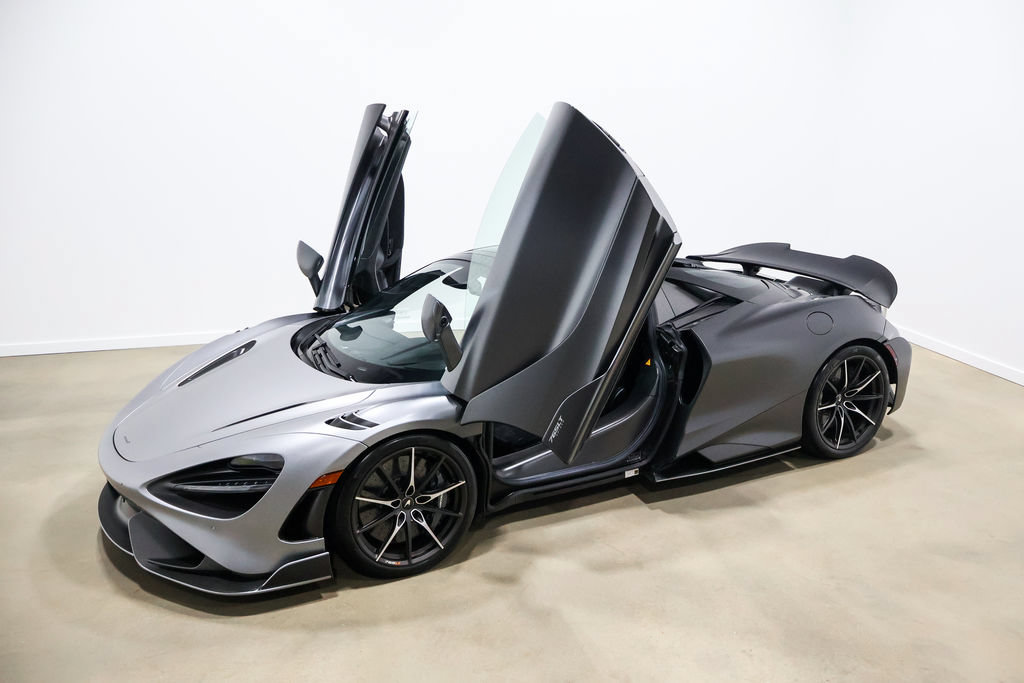 Used 2022 McLaren 765LT RWD image 12