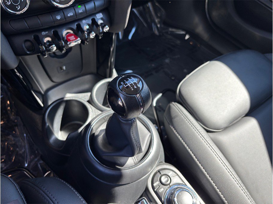 Used 2024 MINI Cooper S w/ Storage Package FWD image 29