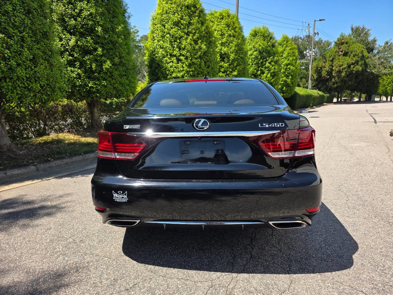 Used 2016 Lexus LS 460 w/ F Sport Package image 4