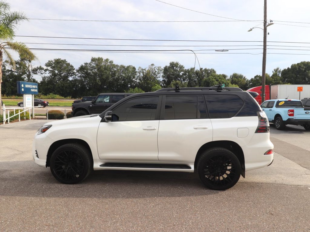 Used 2023 Lexus GX 460 w/ Black Line Special Edition AWD/4WD image 8