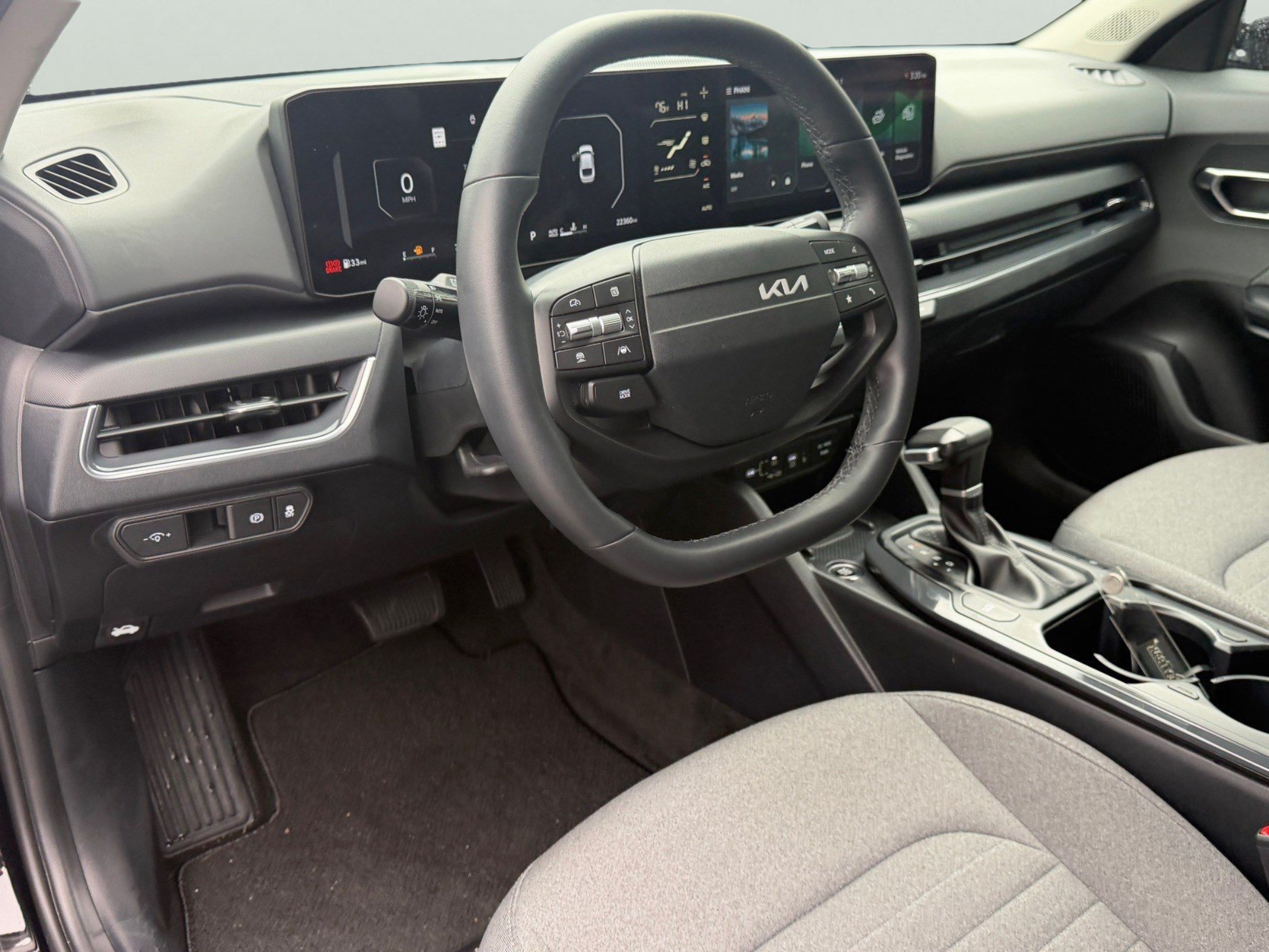 Used 2025 Kia K4 EX FWD image 14