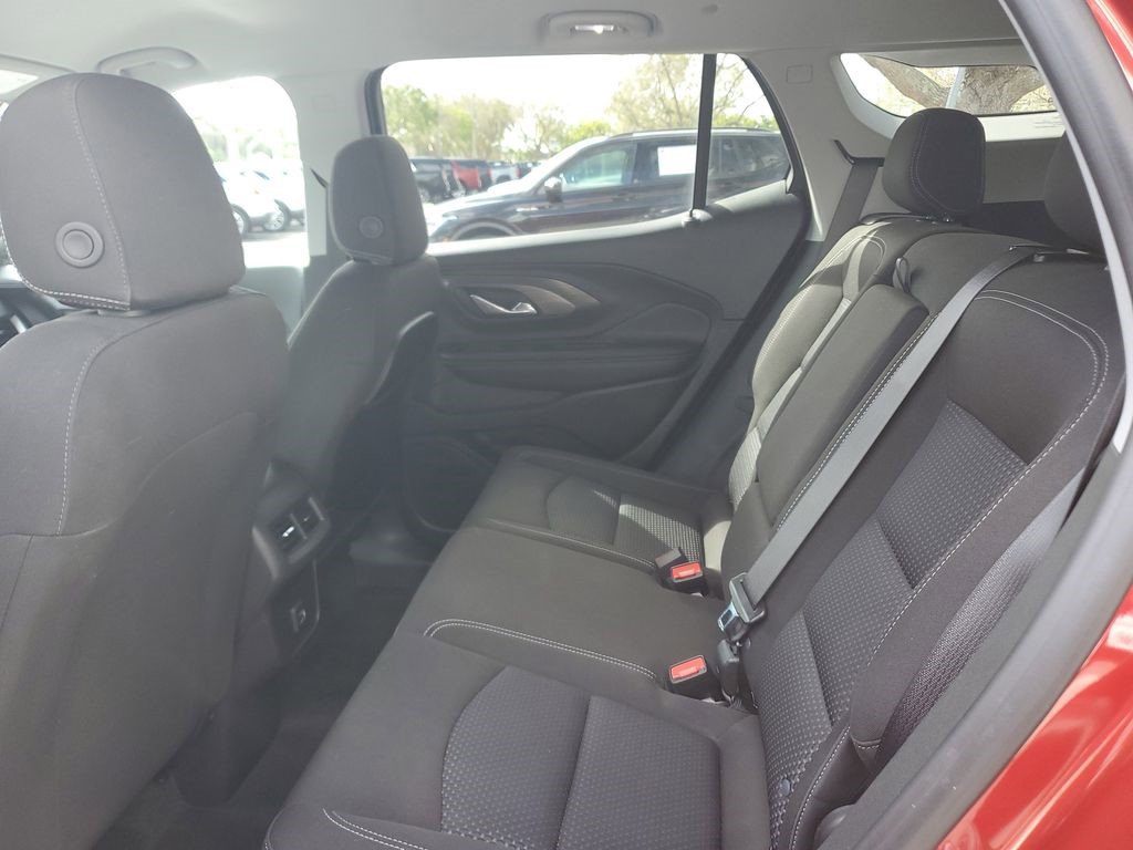 Certified 2024 GMC Terrain SLE w/ Driver Convenience Package FWD image 25