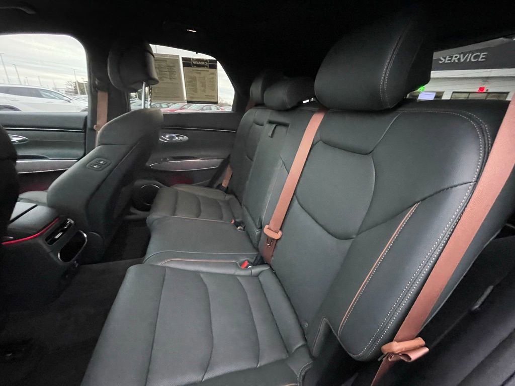 Used 2023 Genesis GV70 2.5T w/ Advanced Package AWD/4WD image 27