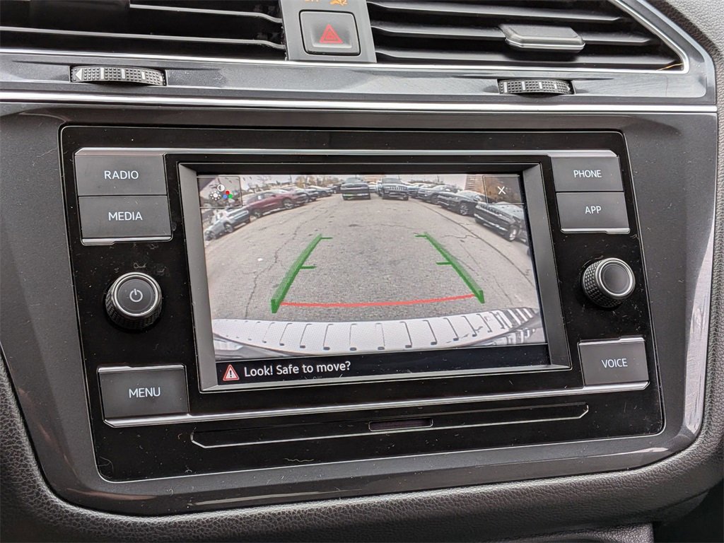Used 2023 Volkswagen Tiguan S image 18