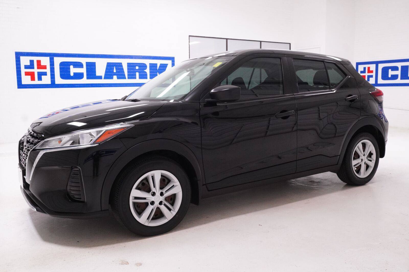 Used 2024 Nissan Kicks S FWD image 33