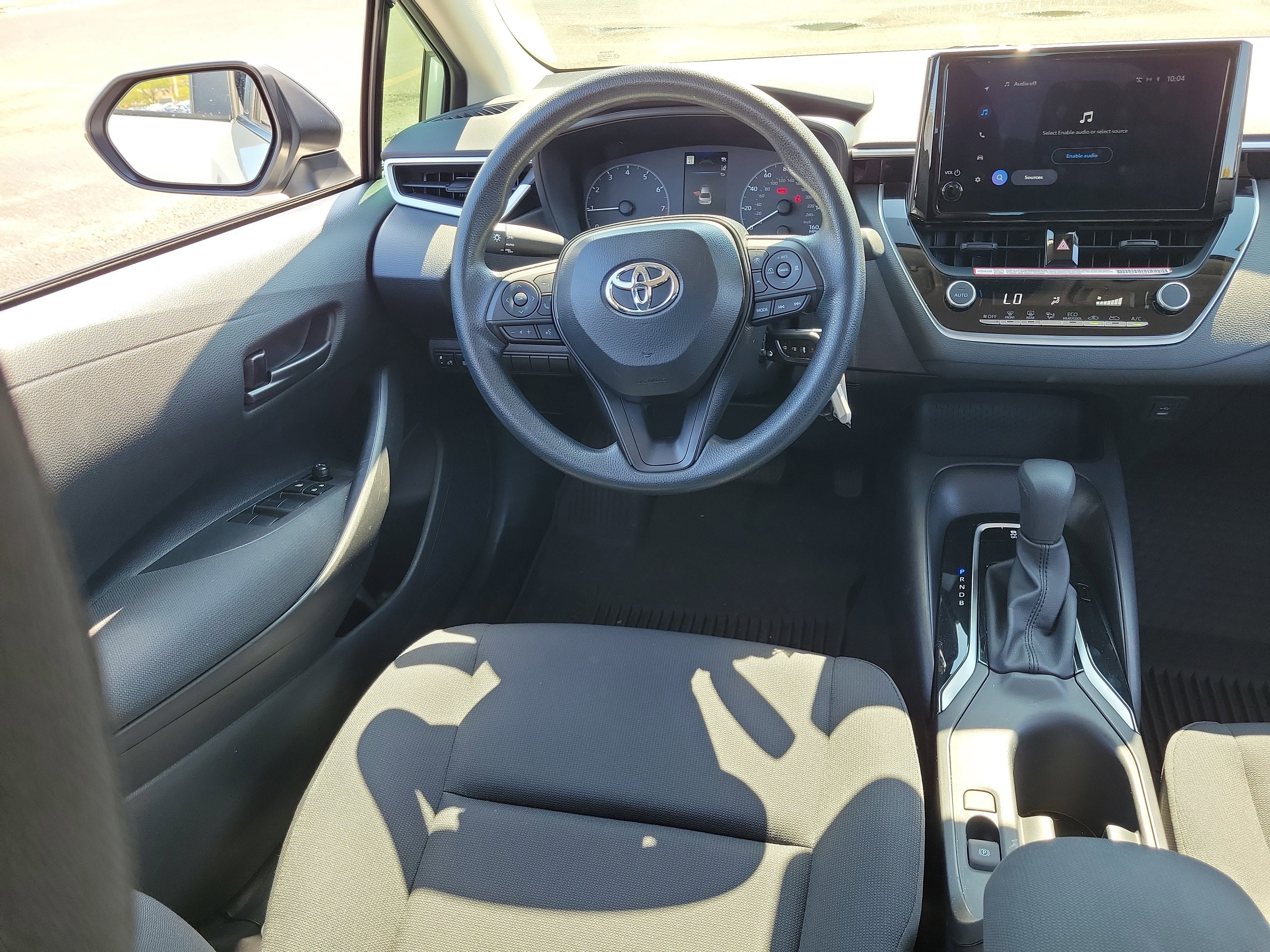 Used 2025 Toyota Corolla LE FWD image 16