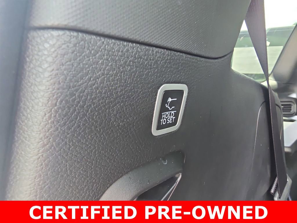 Used 2023 Jeep Wagoneer Series III w/ Preferred Equipment Group image 15