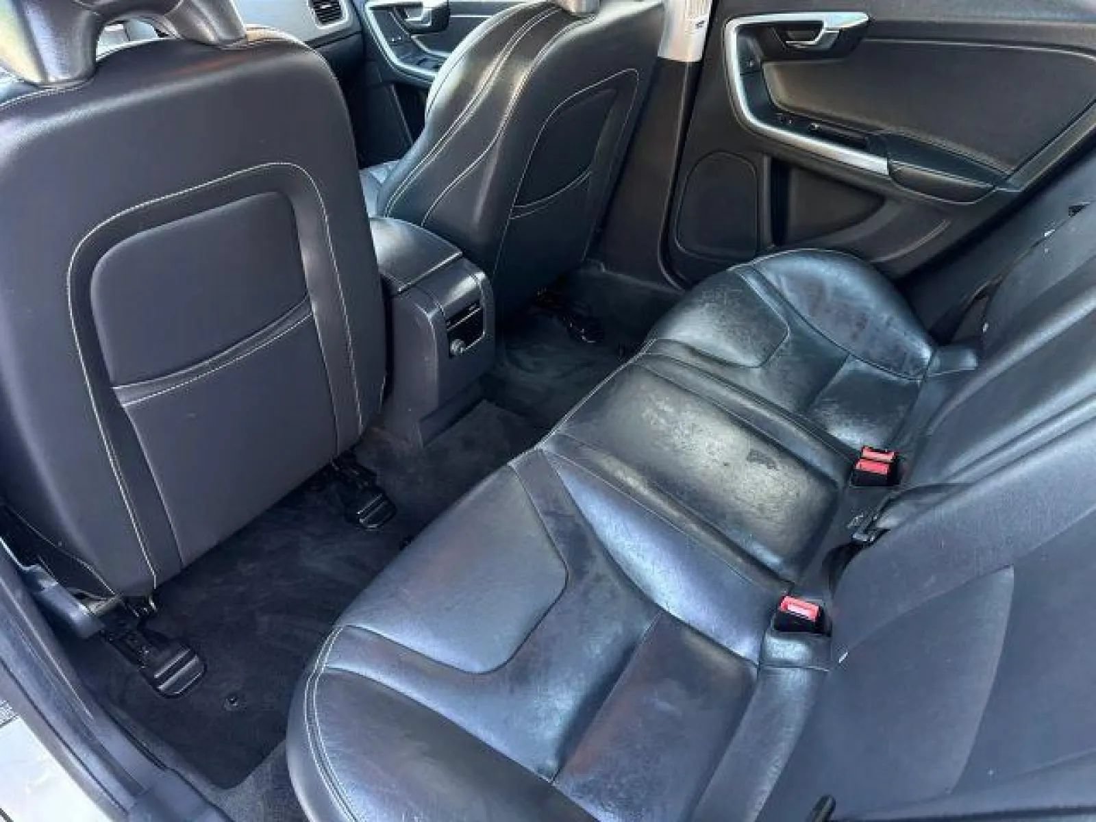 Used 2017 Volvo S60 T5 Dynamic FWD image 16