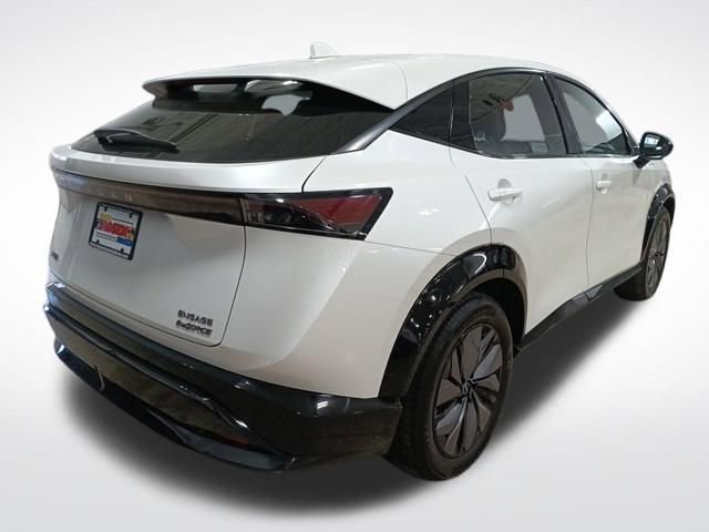 Used 2023 Nissan Ariya AWD image 5