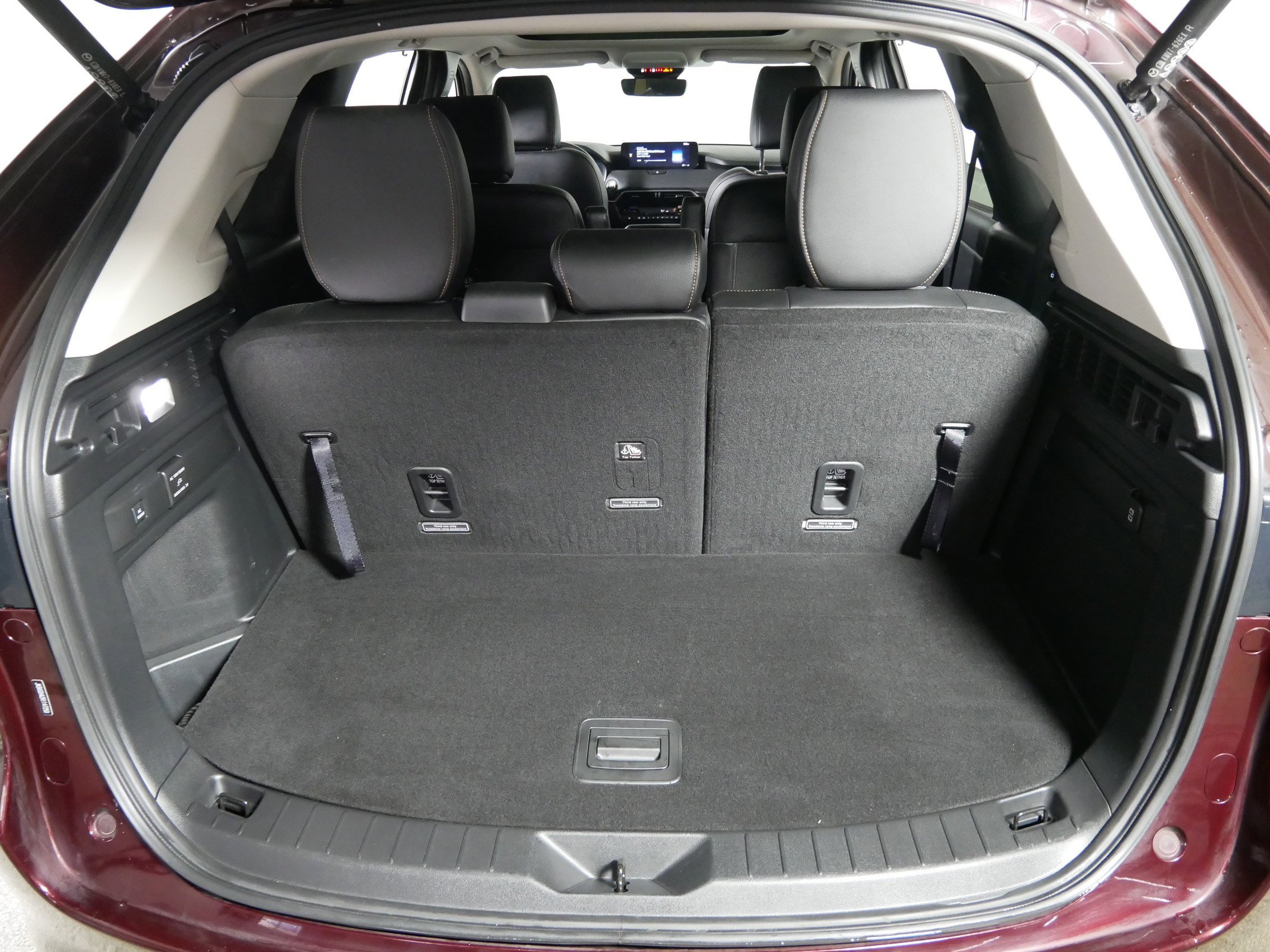 Certified 2024 MAZDA CX-90 Plug-In Hybrid w/ Premium Pkg AWD/4WD image 18