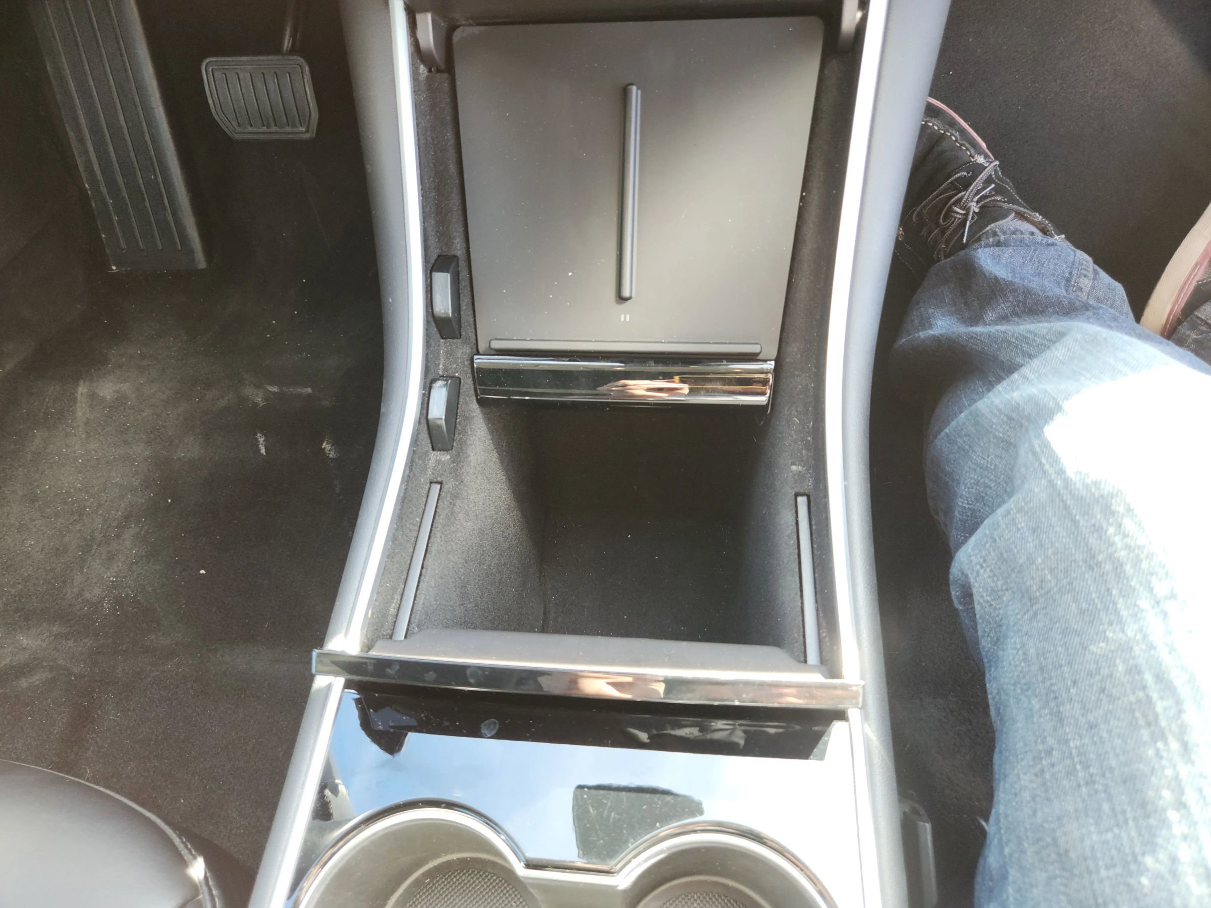 Used 2018 Tesla Model 3 Mid Range image 24