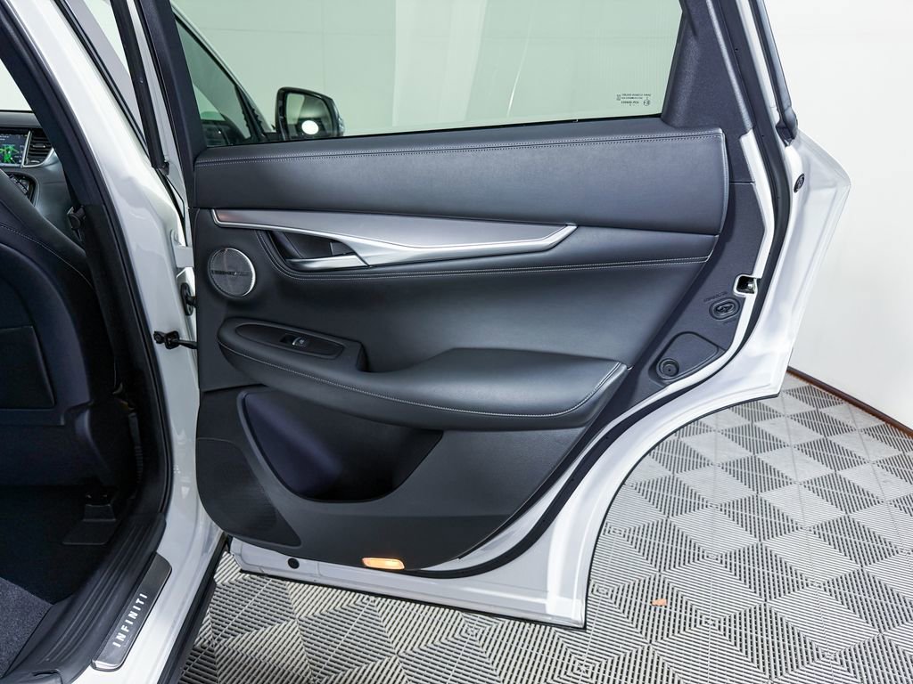 Used 2023 INFINITI QX55 Essential image 46