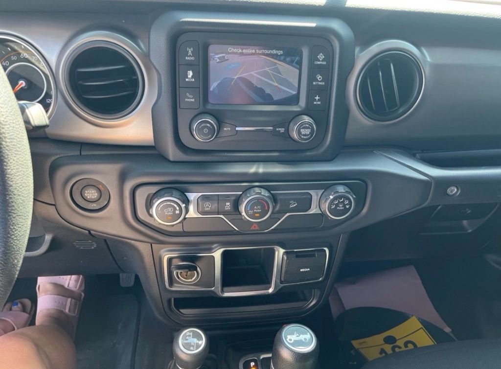 Used 2019 Jeep Wrangler Unlimited Sport image 15