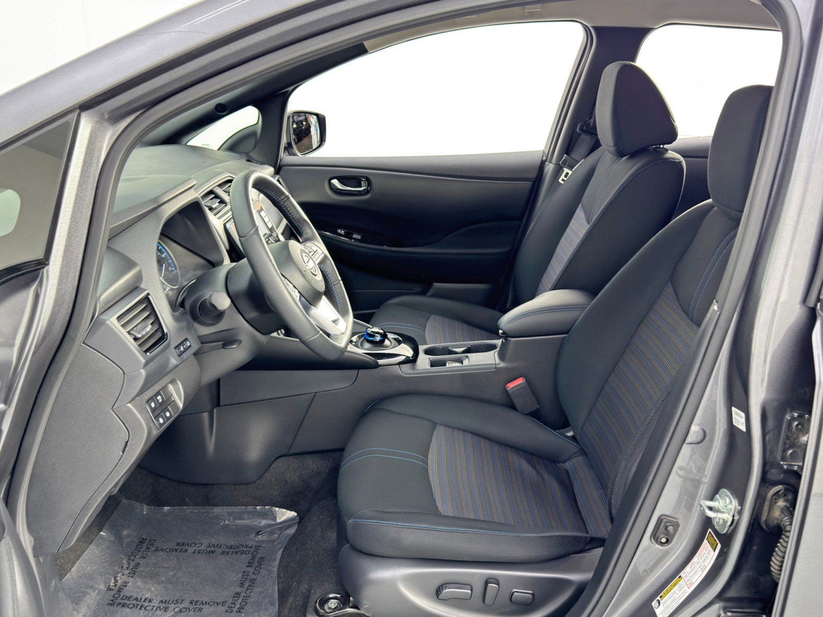 Used 2025 Nissan Leaf SV Plus image 15