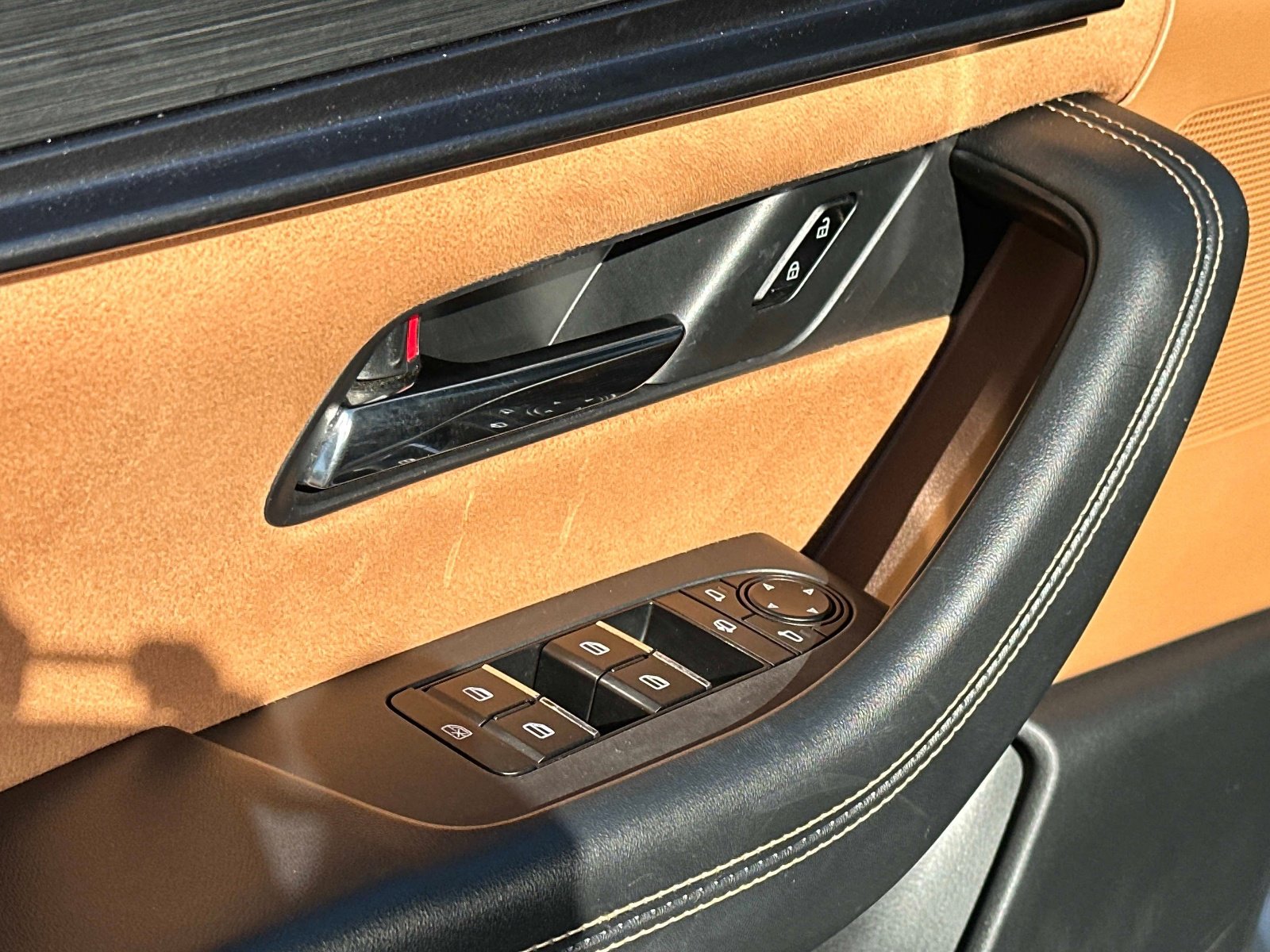 Used 2024 MAZDA CX-90 3.3 Turbo S w/ Premium Plus image 18