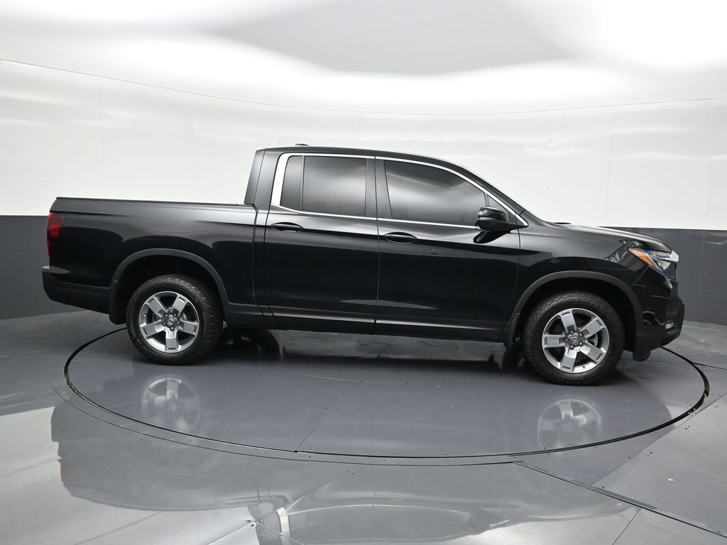 Used 2025 Honda Ridgeline RTL image 4