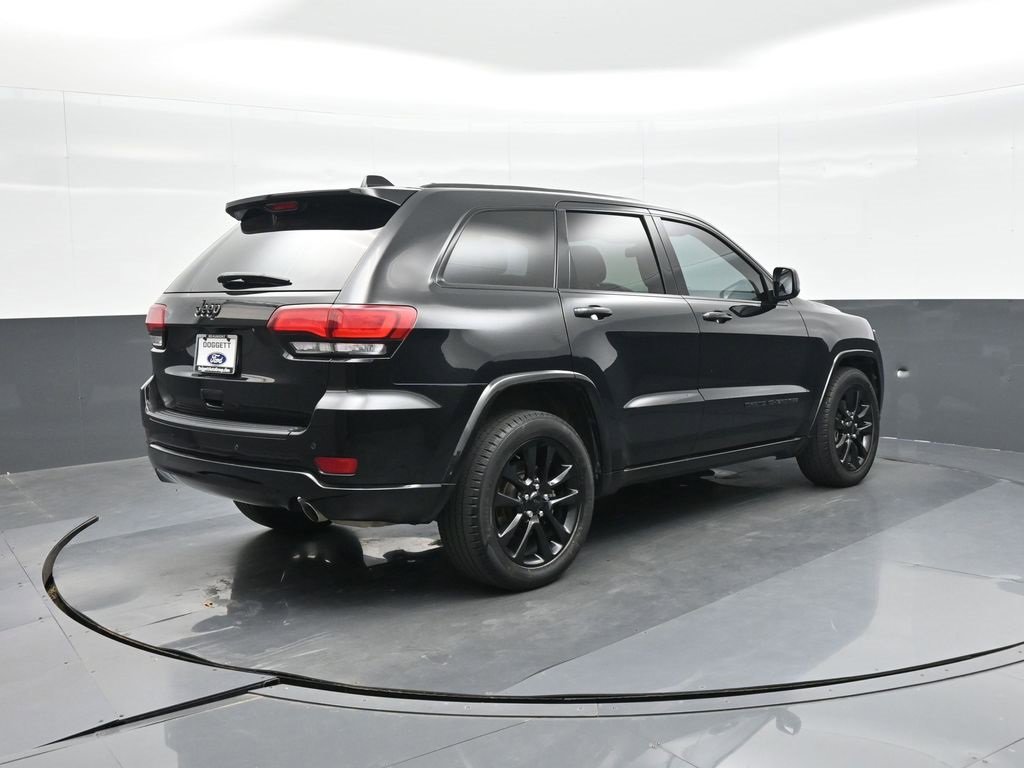 Used 2021 Jeep Grand Cherokee Laredo X image 7