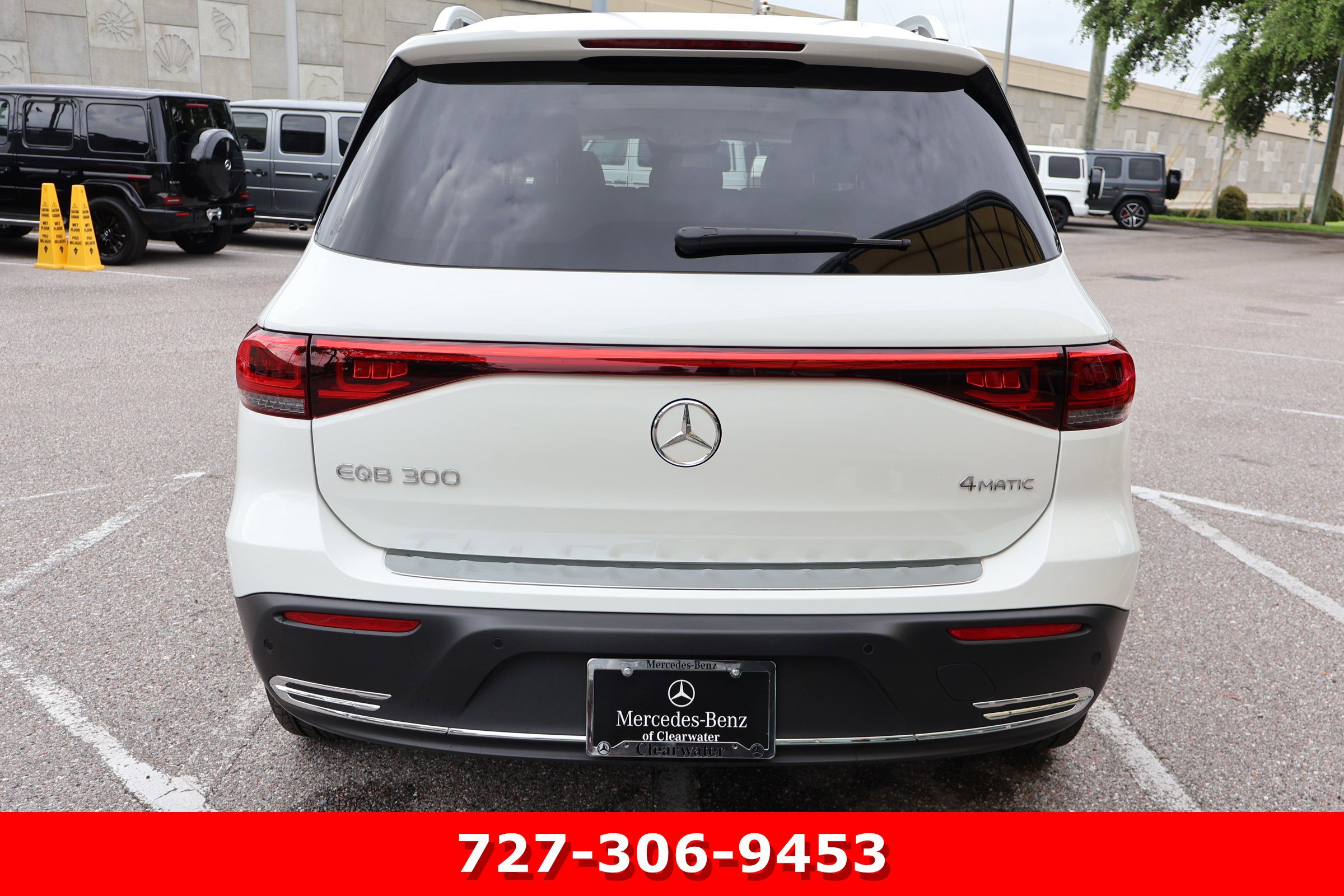 Certified 2023 Mercedes-Benz EQB 300 4MATIC w/ Pinnacle Package image 8