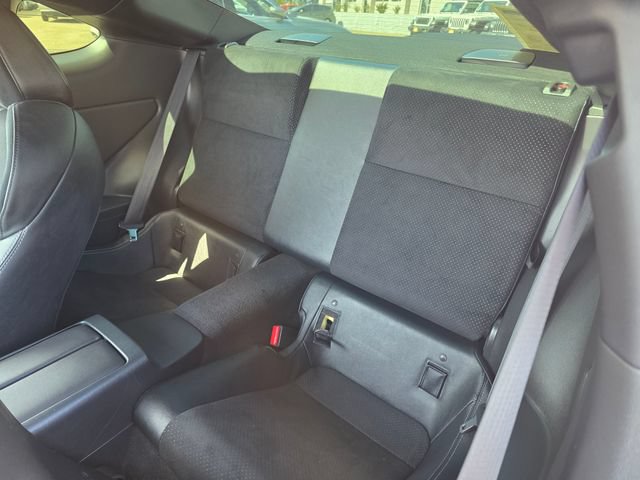 Used 2024 Toyota GR86 Premium RWD image 16