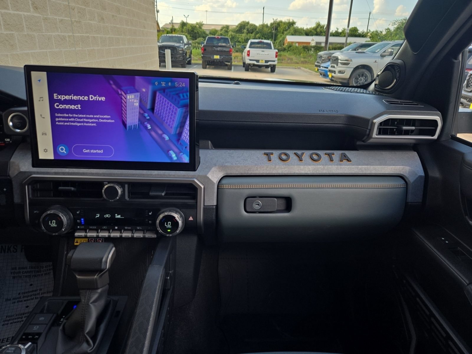 Used 2025 Toyota 4Runner Trailhunter AWD/4WD image 22