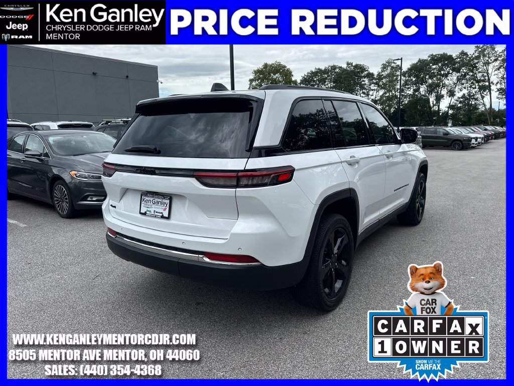 Used 2023 Jeep Grand Cherokee Altitude AWD/4WD image 9