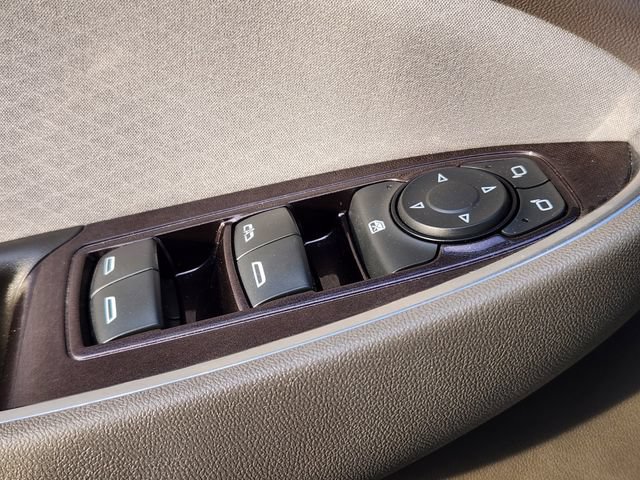 Used 2017 Chevrolet Malibu Hybrid w/ Driver Confidence Package FWD image 25