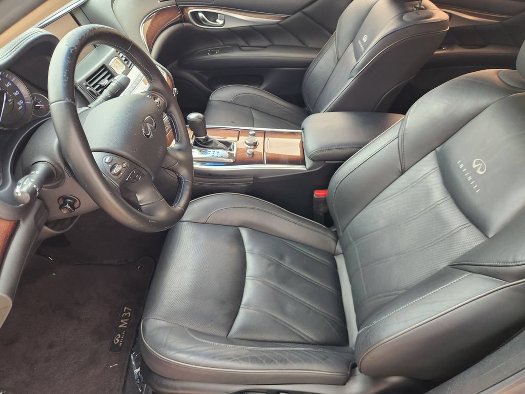 Used 2013 INFINITI M37 w/ Premium Pkg RWD image 13