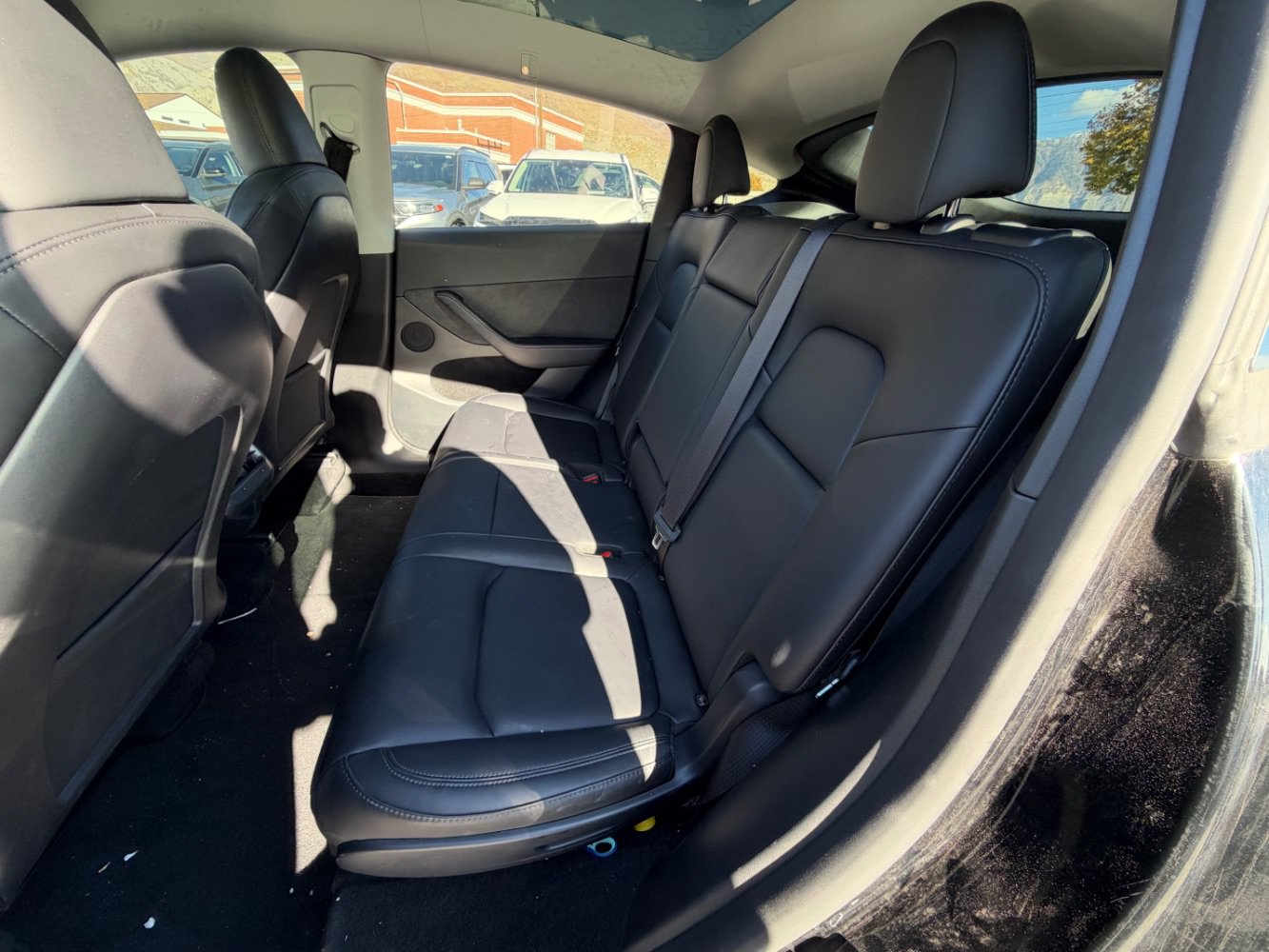 Used 2023 Tesla Model Y Long Range AWD/4WD image 19