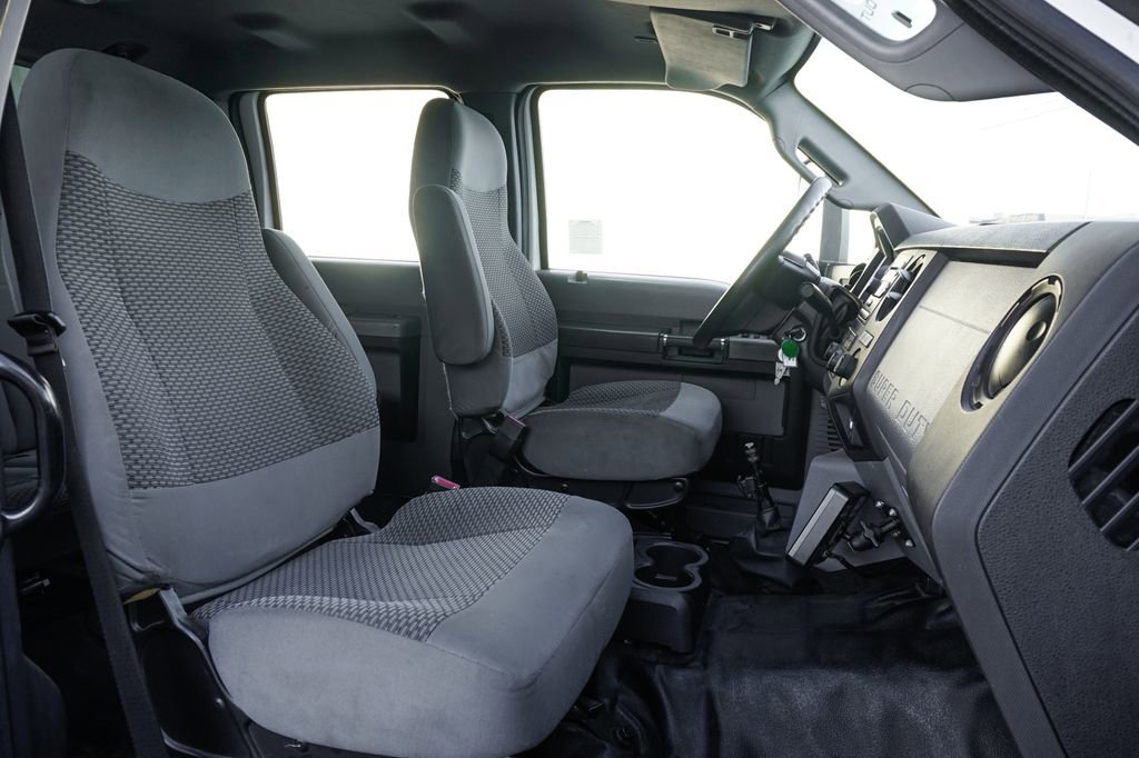 Used 2016 Ford F650 2WD Crew Cab Super Duty image 47