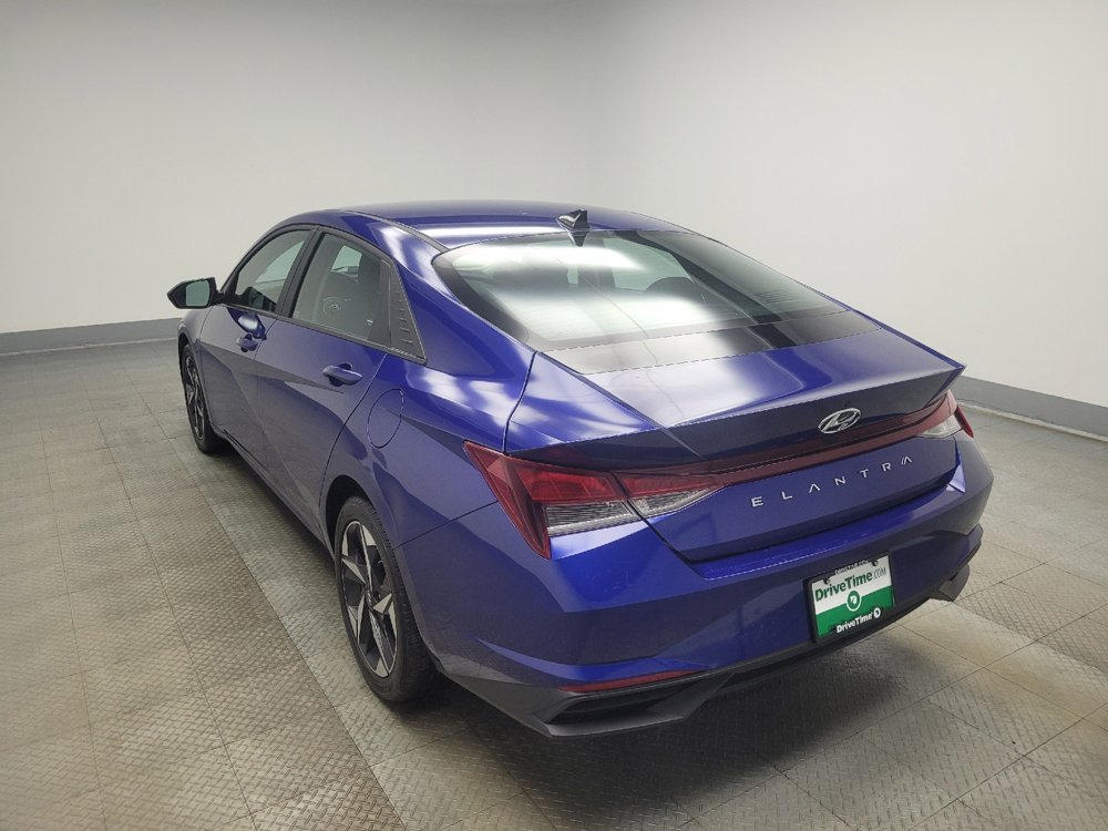 Used 2023 Hyundai Elantra SEL w/ Convenience Package image 5