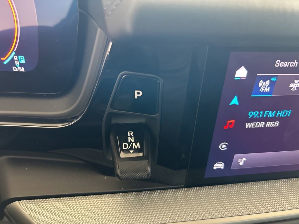 Used 2025 Porsche Cayenne S image 9