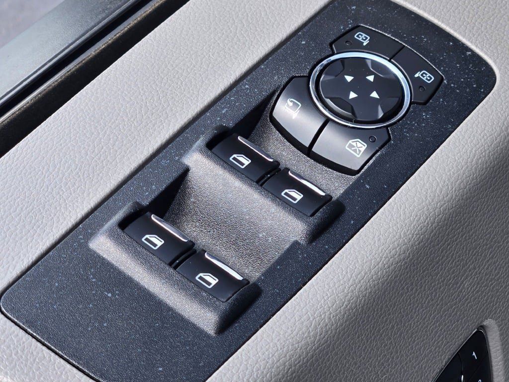 Used 2019 Ford F150 Lariat AWD/4WD image 24