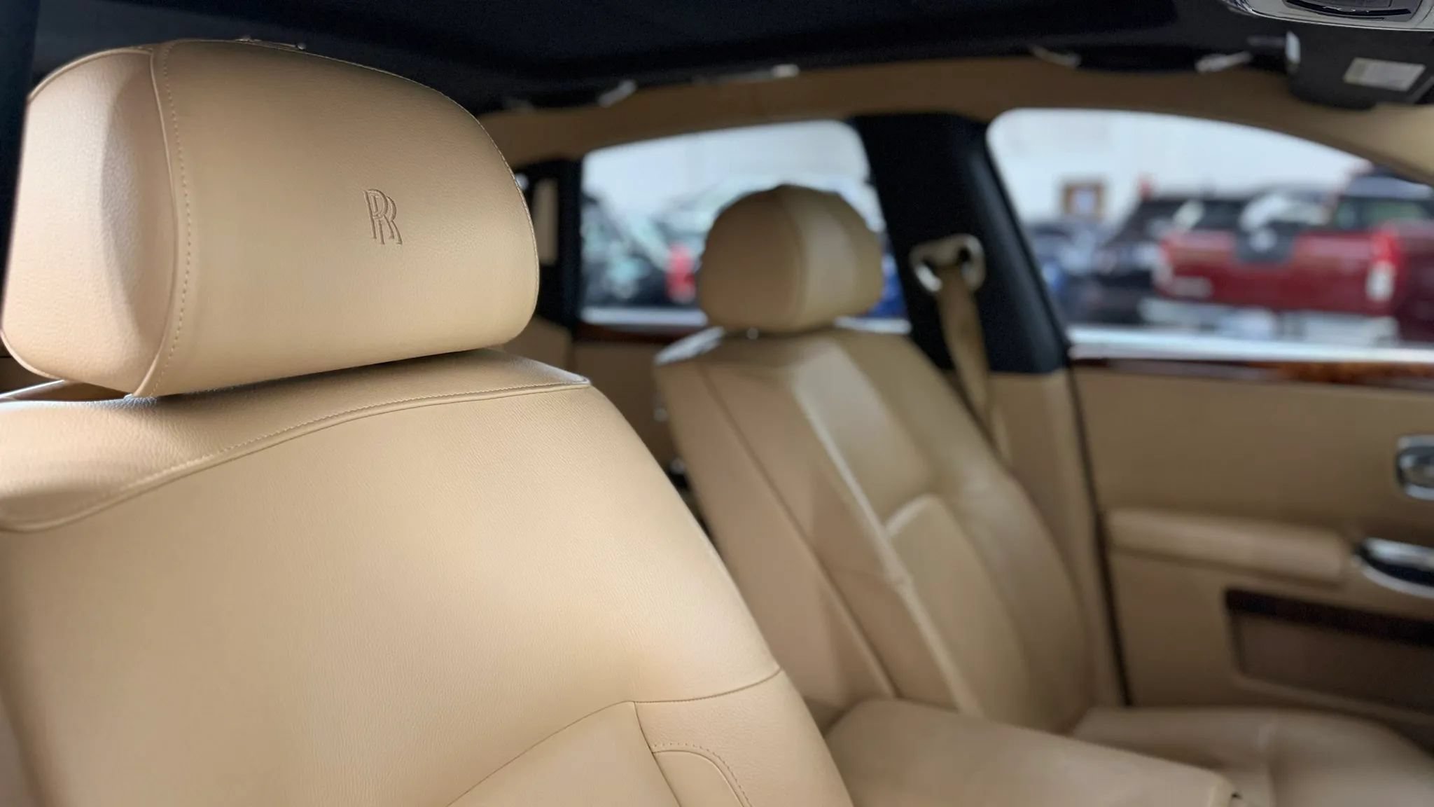 Used 2011 Rolls-Royce Ghost RWD image 27