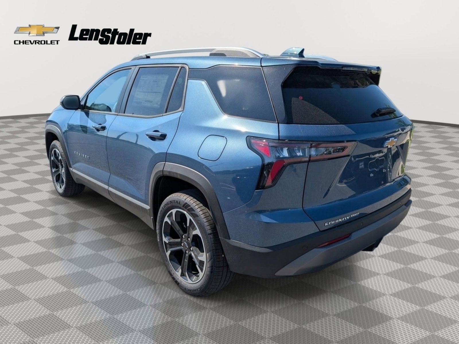 New 2026 Chevrolet Equinox LT w/ Convenience Package II AWD/4WD image 2